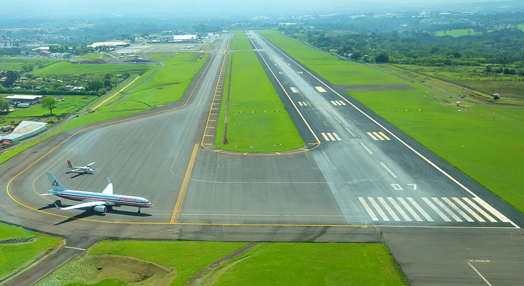 Costa Rica Airport San Jose Luftaufnahme